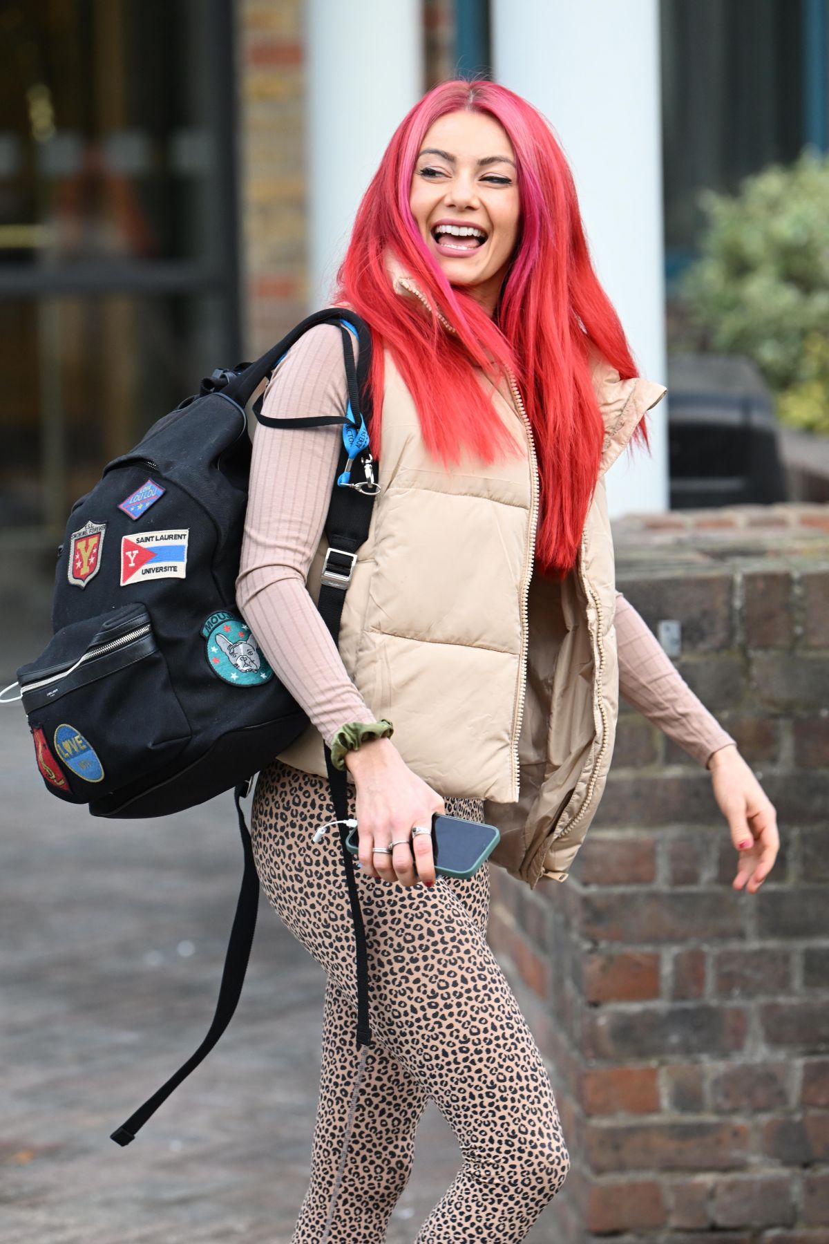 DIANNE BUSWELL Leaves Her Hotel in London 10/07/2022. 