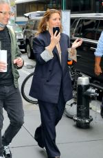 DREW BARRYMORE Arrives at Her Show in New York 10/24/2022