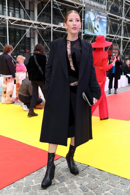 ELLIE GOULDING at Stella McCartney SS3 Show at Paris Fashion Week 10/03/2022