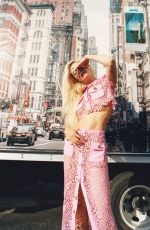 GIGI HADID for Self-Portrait SS2023