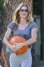 GISELE BUNDCHEN at a Pumpkin Patch in Miami 10/22/2022