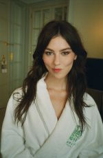 GRACIE ABRAMS - Chanel Paris Fashion Week Show, October 2022