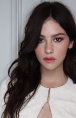 GRACIE ABRAMS - Chanel Paris Fashion Week Show, October 2022