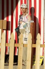 GWEN STEFANI Heading to Fall Harvest Festival in Moorpark 10/23/2022