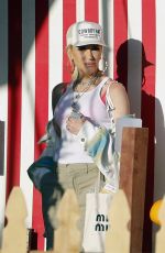 GWEN STEFANI Heading to Fall Harvest Festival in Moorpark 10/23/2022