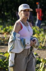 GWEN STEFANI Heading to Fall Harvest Festival in Moorpark 10/23/2022