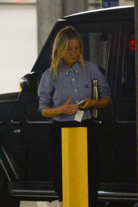 GWYNETH PALTROW Arrives at an Office in Los Angeles 10/20/2022
