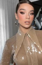 HAILEE STEINFELD - Instagram Photos 10/23/2022