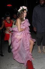 HAILEY and Justin BIEBER and MADDIE ZIEGLER Arrives at Vas Morgan