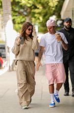 HAILEY and Justin BIEBER Out for Coffee in Beverly Hills 09/30/2022