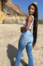 HALLE BAILEY - Instagram Photos 10/11/2022