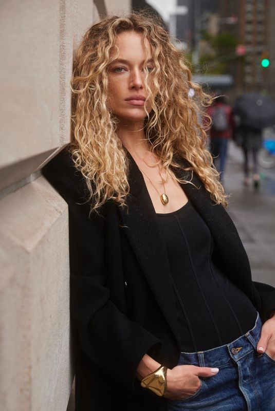 HANNAH FERGUSON for Elle Magazine, Germany September 2022