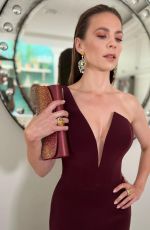 HAYLEY ATWELL - Instagram Photos and Videos 10/02/2022