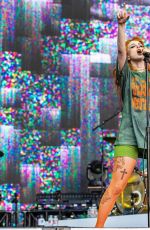 HAYLEY WILLIAMS Performs at 2022 USA Fall Tour in Austin 10/09/2022