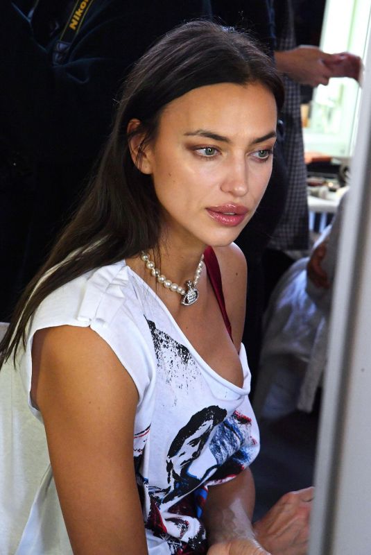 IRINA SHAY on the Backstage of Vivienne Westwood S23 Show at Paris Fashion Week 10/01/2022