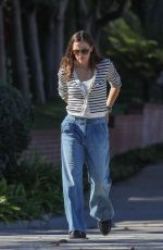 JENNIFER GARNER in Denim Out in Santa Monica 10/18/2022