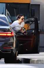 JENNIFER GARNER Out and About in Beverly Hills 10/20/2022