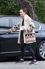 JENNIFER GARNER Out in Santa Monica 10/11/2022