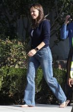 JENNIFER GARNER Out in Santa Monica 10/24/2022
