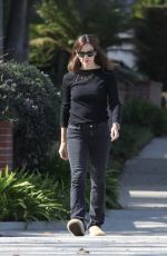 JENNIFER GARNER Out with a Friend in Brentwood 10/12/2022