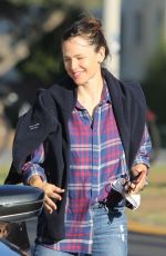 JENNIFER GARNER Out with a Friend in Santa Monica 10/17/2022