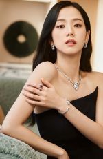 JISOO at Cartier