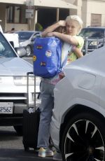 JOJO SIWA and AVERY CYRUS Out in Los Angeles 10/20/2022