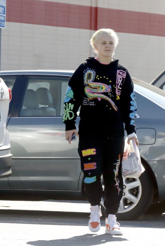 JOJO SIWA Out and About in Los Angeles 10/23/2022