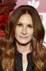 JULIA ROBERTS at Clooney Foundation for Justice Inaugural Albie Awards in New York 09/29/2022