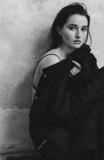 KAITLYN DEVER for Heroine Magazine, Fall/Winter 2022