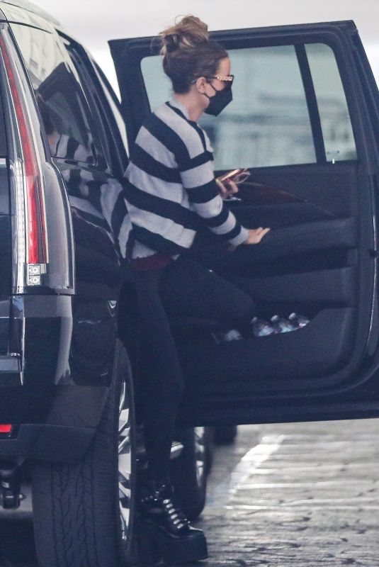 KATE BECKINSALE Arrives at a Spa in Beverly Hills 10/19/2022