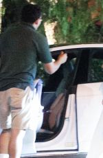 KATE HUDSON Arrives at San Vicente Bungalow in West Hollywood 10/01/2022