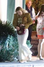 KATE HUDSON Arrives at San Vicente Bungalow in West Hollywood 10/01/2022