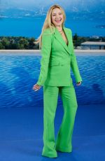 KATE HUDSON at Glass Onion: A Knives Out Mystery Photocall in Madrid 10/19/2022