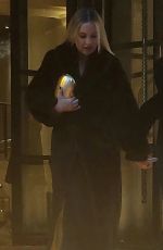 KATE HUDSON Went into Her Waiting Car in London 10/16/2022