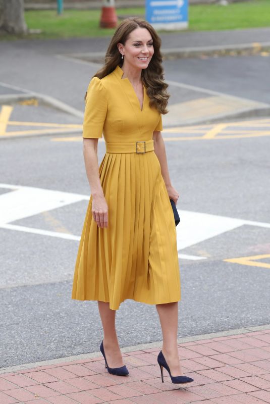 KATE MIDDLETON Arrives at Royal Surrey County Hospital Maternity Unit 10/05/2022