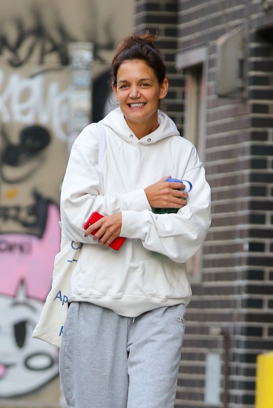 KATIE HOLMES Out in New York 10/11/2022