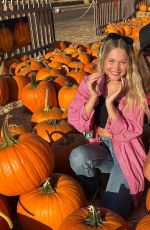KELLI BERGLUND - Instagram Photos 10/25/2022