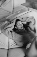 KENDALL JENNER - Instagram Photos and Video 10/30/2022