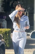 KHLOE KARDASHIAN Out and About in Calabasas 10/27/2022