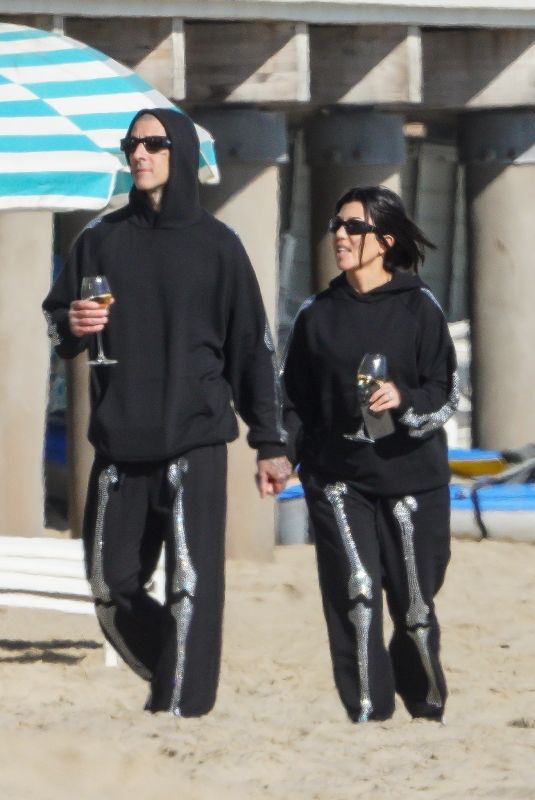 KOURTNEY KARDASHIAN and Travis Barker Out at a Beach in Santa Barbara 10/18/2022