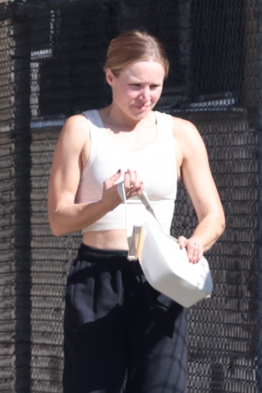 KRISTEN BELL Out and About in Los Angeles 10/04/2022