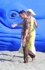 KRISTEN WIIG and Ricky Martin on the Set of Mrs. American Pie in San Pedro 10/06/02022