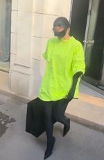 KYLIE JENNER Leaeves Balenciga Store in Paris 10/01/2022