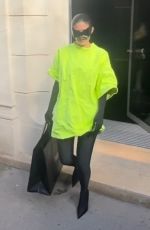 KYLIE JENNER Leaeves Balenciga Store in Paris 10/01/2022