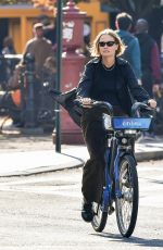LARA BINGLE Out for Lunch with a Friend in New York 10/26/2022