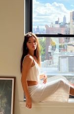 LILY CHEE - Instagram Photos 10/19/2022