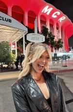 LOREN GRAY - Instagram Photos and Video 10/17/2022