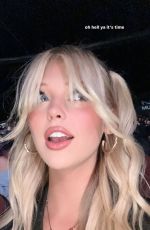 LOREN GRAY - Instagram Photos and Video 10/17/2022