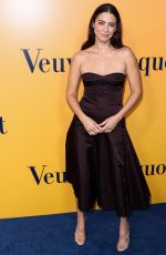 LORENZA IZZO at Solaire Culture Exhibit in Celebration of Veuve Cliquot’s 250th Anniversary in Beverly Hills 10/25/2022